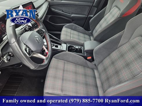 Used 2024 Volkswagen GTI SE FWD image 9