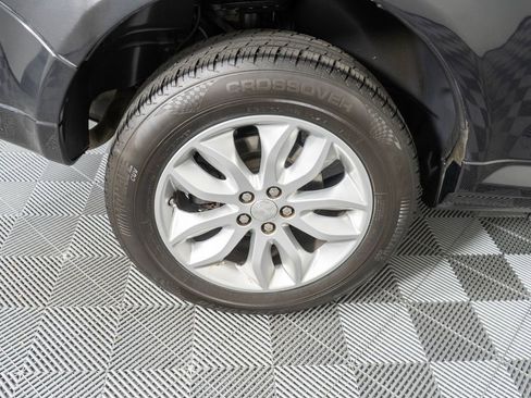 Used 2015 Land Rover LR2 AWD/4WD image 28