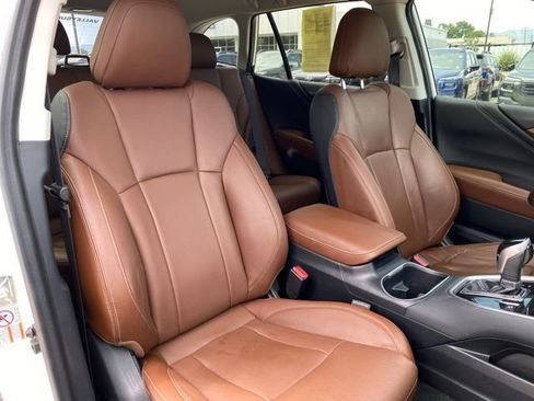 Used 2020 Subaru Outback Touring XT AWD/4WD image 9