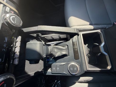 New 2026 Toyota Tacoma SR5 image 17