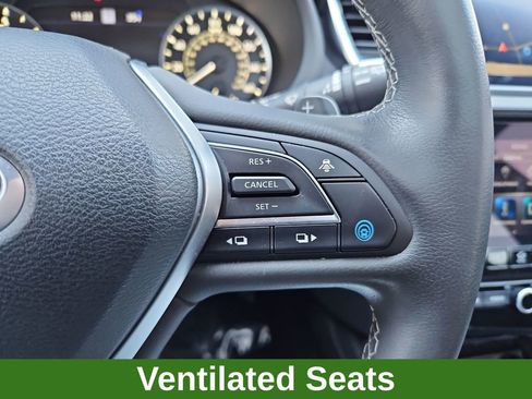 Used 2023 INFINITI QX50 Sport FWD image 12