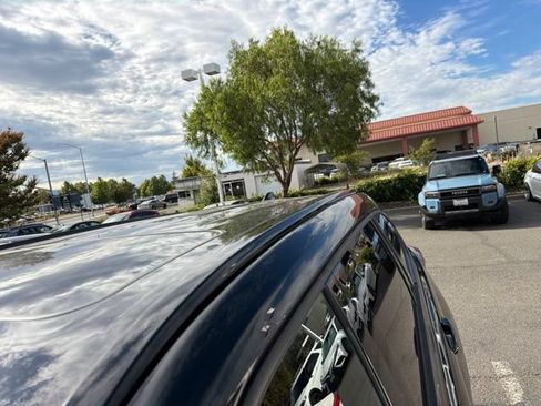 Used 2023 Toyota Highlander XSE AWD/4WD image 17