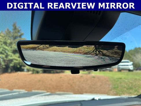 Used 2025 Chevrolet Tahoe High Country image 14