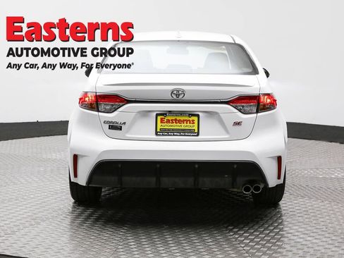 Used 2025 Toyota Corolla SE image 6