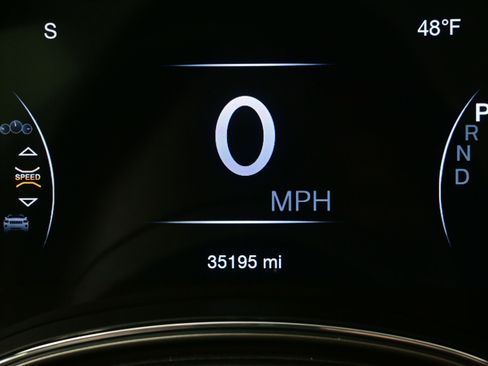 Used 2022 Jeep Grand Cherokee Limited w/ Tech Group image 26