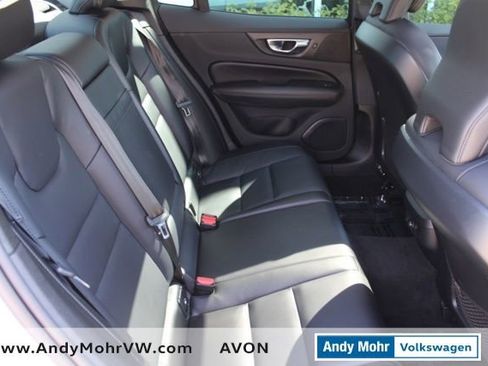 Used 2020 Volvo S60 T6 Momentum w/ Protection Package Premier image 25