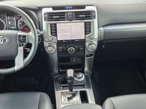 Used 2023 Toyota 4Runner TRD Sport AWD/4WD image 17