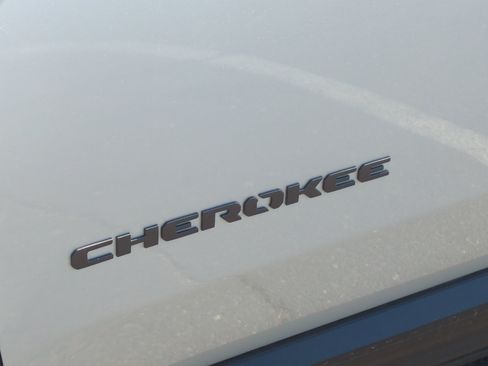 New 2026 Jeep Cherokee Limited AWD/4WD image 24