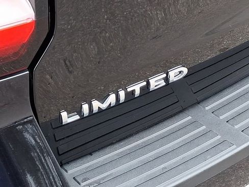 Used 2023 Ford Expedition Max Limited image 37