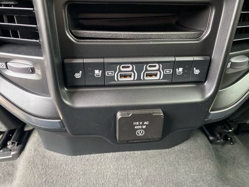 Used 2021 RAM 1500 Limited image 40