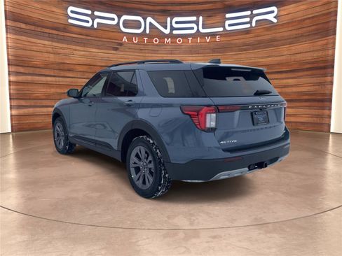 New 2026 Ford Explorer Active w/ Active Comfort Package image 3
