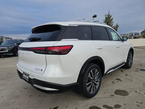 New 2026 INFINITI QX60 Luxe w/ Cargo Package image 8