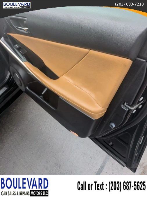 Used 2016 Lexus IS 200t RWD image 17