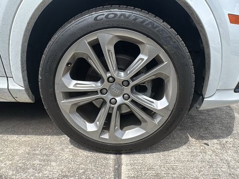 Used 2018 Audi Q3 2.0T Premium Plus FWD image 20