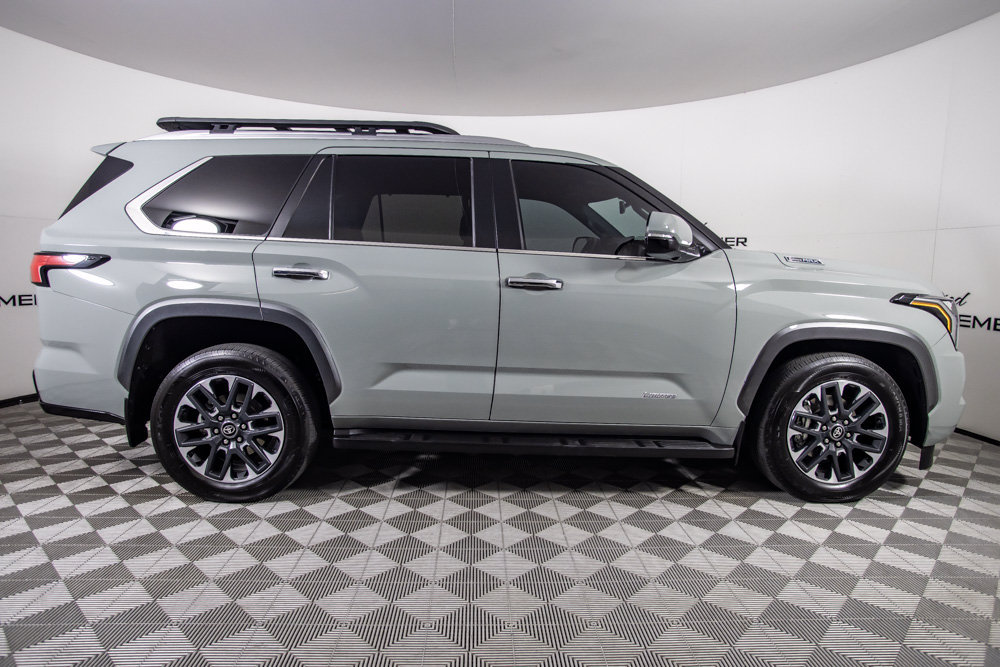 Used 2025 Toyota Sequoia Limited AWD/4WD image 3
