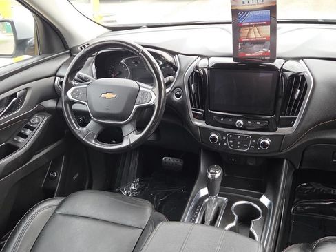 Used 2019 Chevrolet Traverse RS FWD image 23