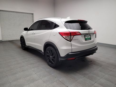 Used 2021 Honda HR-V Sport image 5