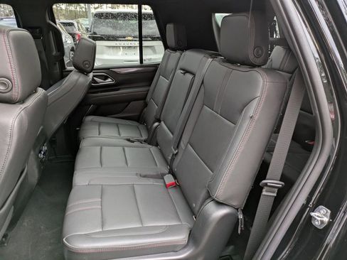 Used 2022 Chevrolet Tahoe RST w/ Sport Performance Package image 15