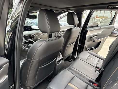 Used 2025 MAZDA CX-70 3.3 Turbo S w/ Premium Package image 35