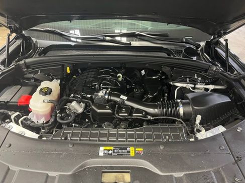 Used 2025 Jeep Grand Cherokee Limited w/ Trailer Tow Package image 27