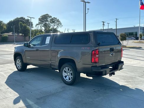 Used 2016 Chevrolet Colorado LT w/ LT Convenience Package AWD/4WD image 3