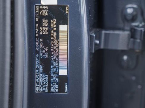 Used 2024 Volvo XC90 B6 Plus w/ Protection Package image 40