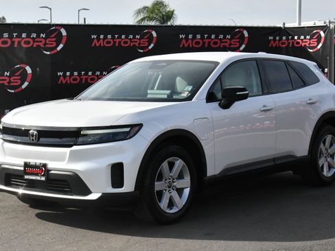 Used 2024 Honda Prologue EX image 3
