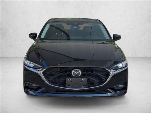 Used 2020 MAZDA MAZDA3 Sedan w/ Preferred Package FWD image 2