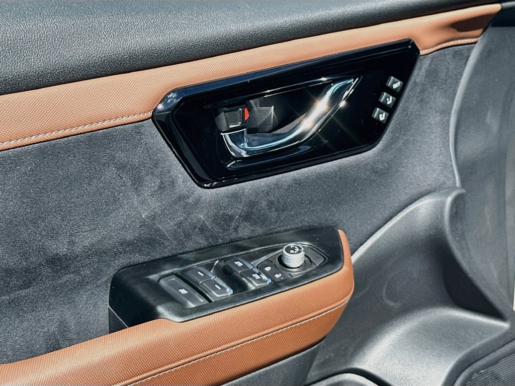 New 2026 Subaru Forester Touring AWD/4WD image 18