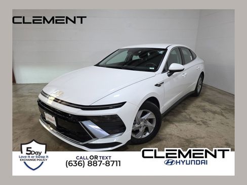 Used 2025 Hyundai Sonata SE image 1