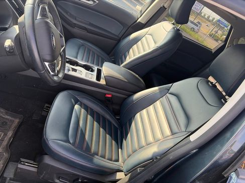 Used 2023 Ford Edge SEL w/ Sport Appearance Package AWD/4WD image 9