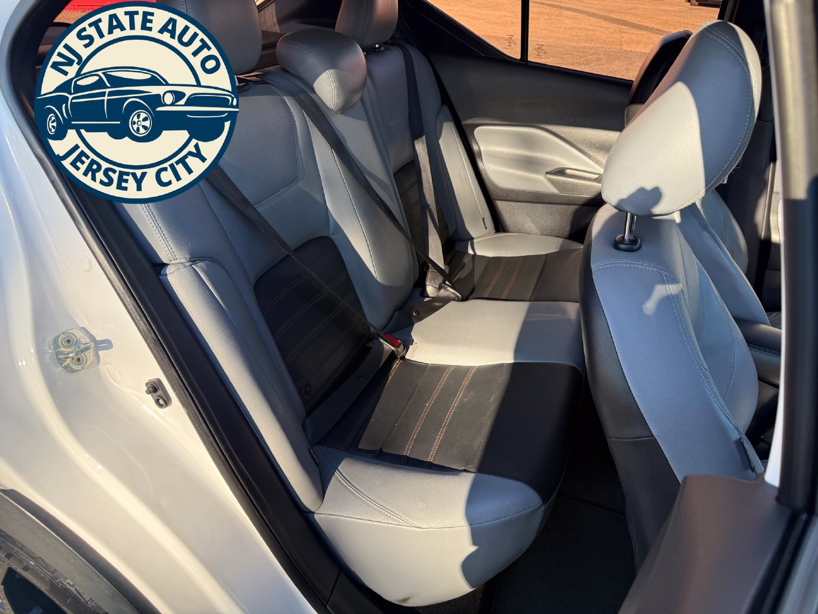Used 2021 Nissan Kicks SR w/ SR Premium Package FWD image 5
