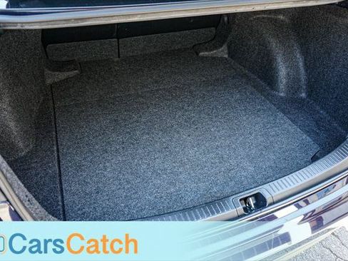 Used 2025 Toyota Corolla LE FWD image 38