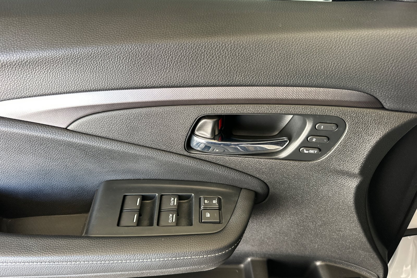 Used 2023 Honda Ridgeline RTL-E image 11