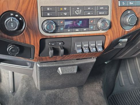 Used 2012 Ford F350 Lariat w/ Chrome Pkg AWD/4WD image 26