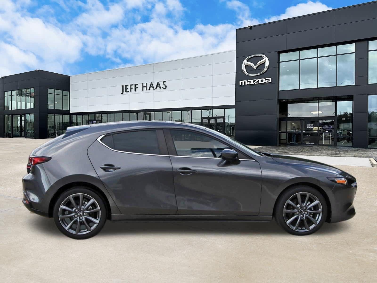 Used 2024 MAZDA MAZDA3 s FWD image 5