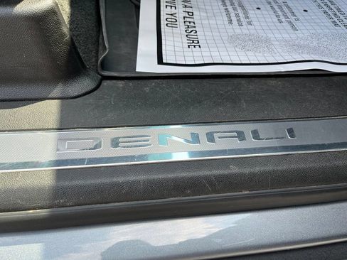 Used 2022 GMC Yukon Denali AWD/4WD image 49