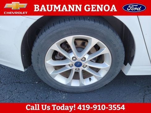 Used 2020 Ford Fusion SE FWD image 27