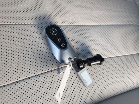 New 2026 Mercedes-Benz CLE 300 4MATIC Coupe image 33