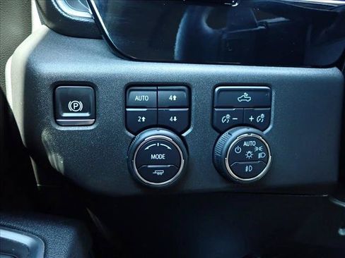 Used 2025 Chevrolet Silverado 1500 LT Trail Boss w/ Protection Package AWD/4WD image 24