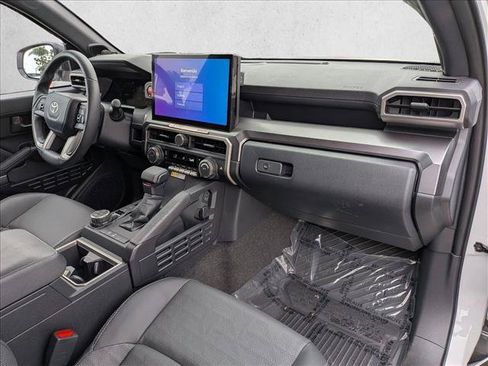 Certified 2026 Toyota 4Runner TRD Off-Road Premium AWD/4WD image 21