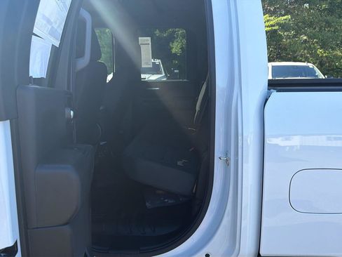 New 2026 GMC Sierra 2500 Pro w/ 1SA Pro Safety Plus Package AWD/4WD image 17