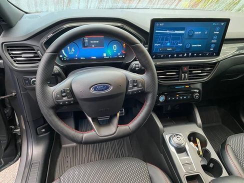 Used 2024 Ford Escape ST-Line Elite image 12