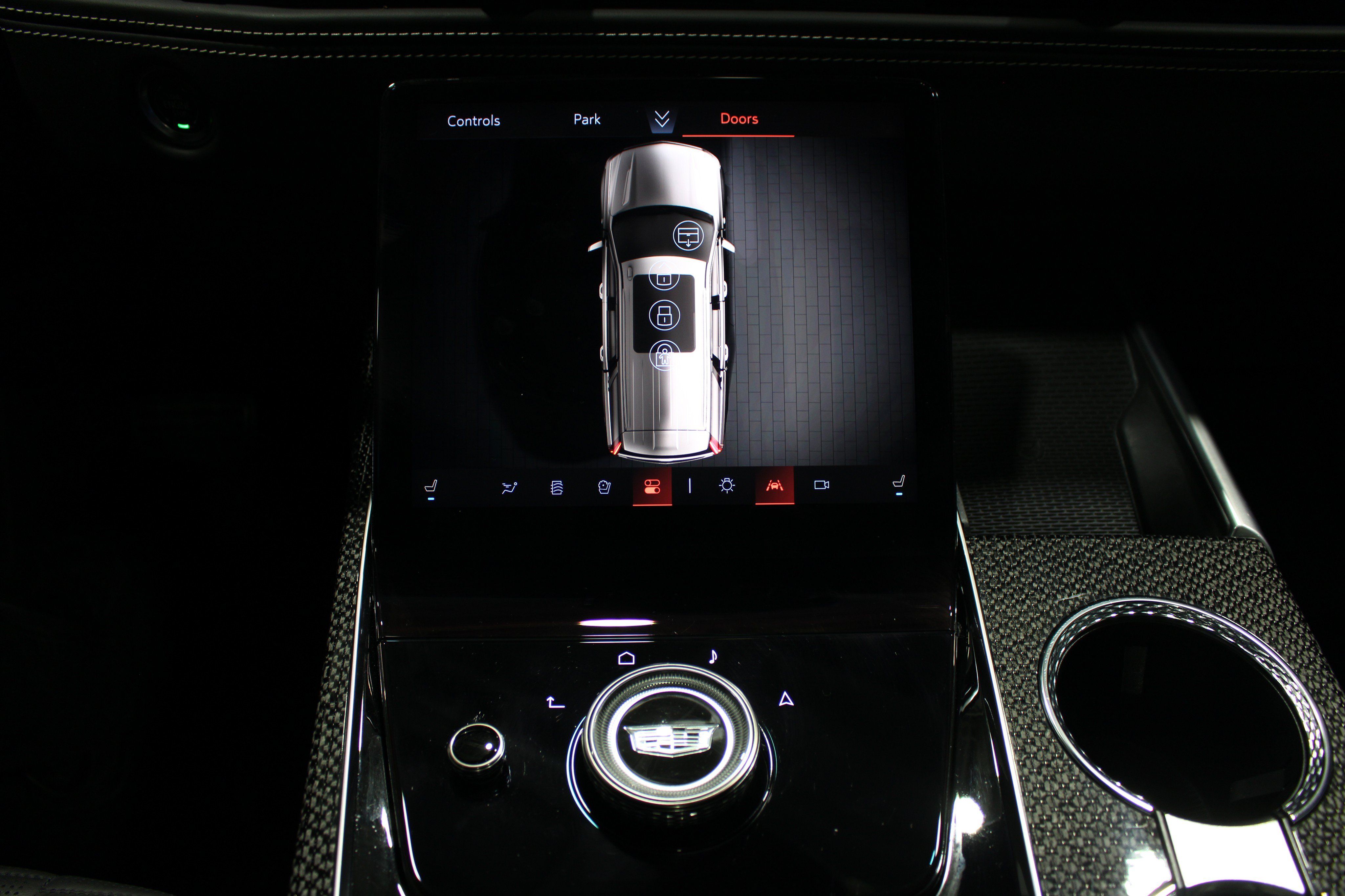 Certified 2025 Cadillac Escalade V AWD/4WD image 17