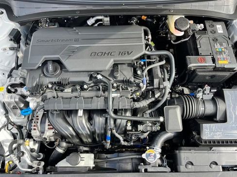 New 2026 Hyundai Elantra SEL Sport Premium FWD image 28