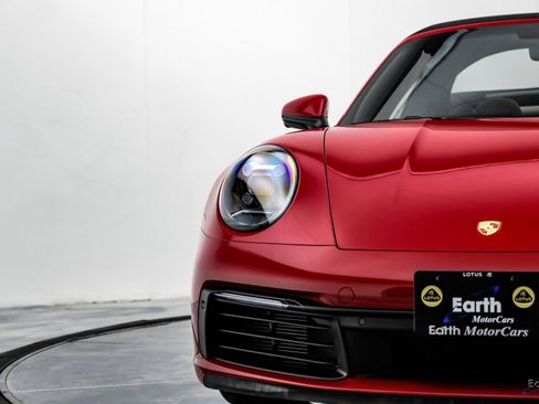 Used 2021 Porsche 911 Targa 4S Heritage Design image 36