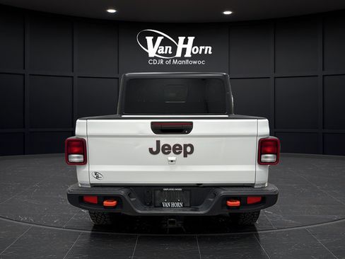 Used 2021 Jeep Gladiator Mojave w/ Trailer Tow Package AWD/4WD image 4