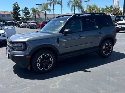 Used 2025 Ford Bronco Sport Outer Banks image 8