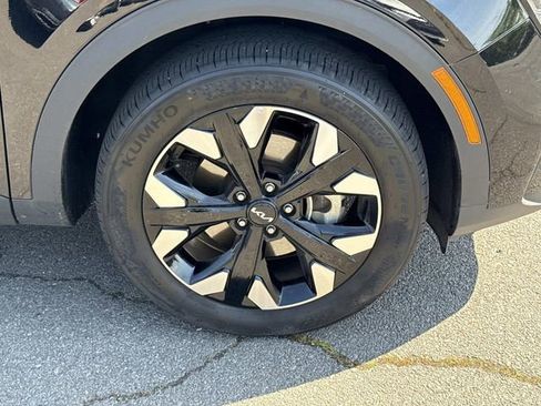 Used 2024 Kia Sportage X-Line w/ X-Line Premium Package AWD/4WD image 7