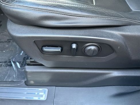 Used 2020 GMC Sierra 1500 SLT w/ SLT Premium Plus Package image 14